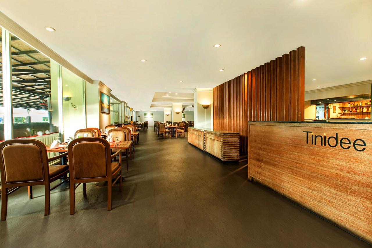 Tinidee Hotel Ранонг Екстериор снимка