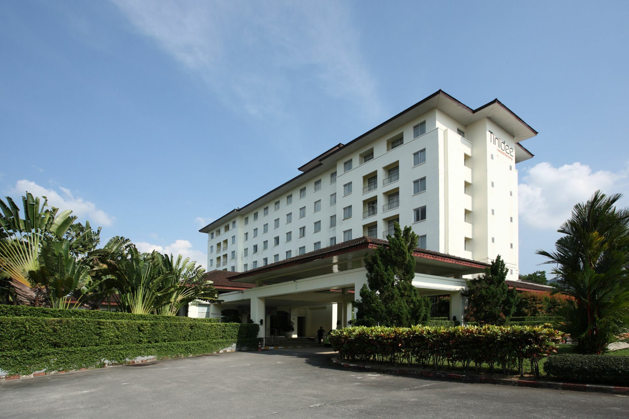 Tinidee Hotel Ранонг Екстериор снимка
